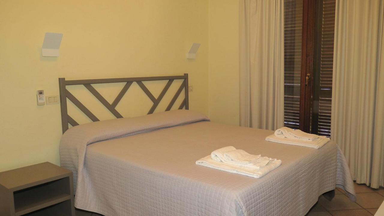 קסטליונה דלה פסקאיה Residenza Turistico Alberghiera Corallo מראה חיצוני תמונה